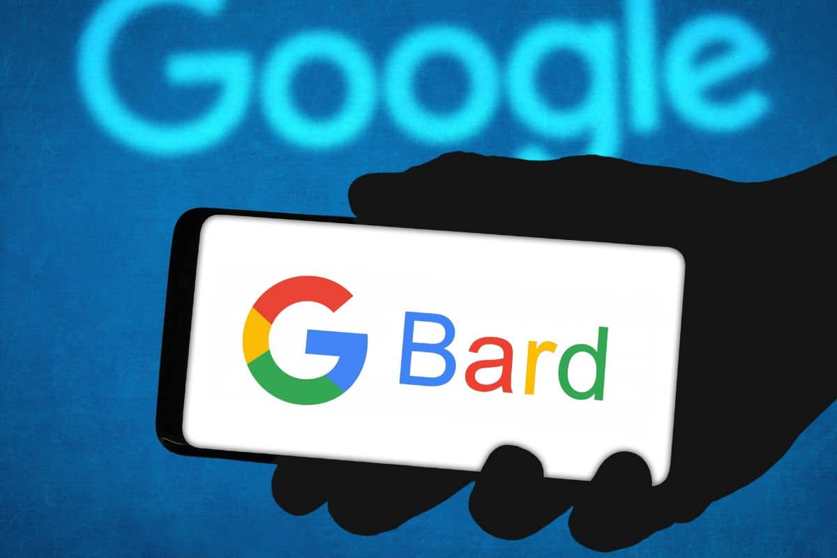 Google launches generative AI tool Bard in Arabic